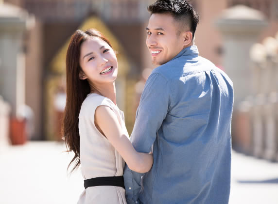 女人的几种身体语，就是爱你入骨的信号